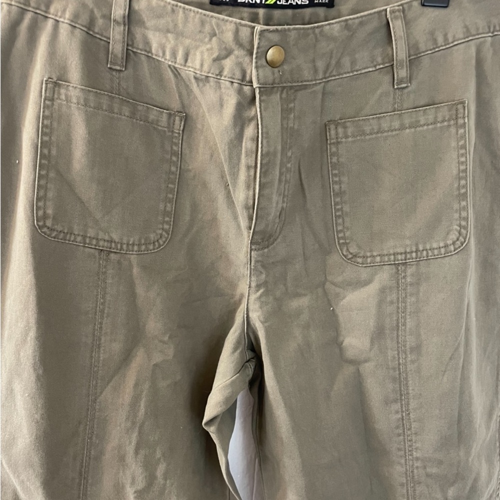 DKNY Wide Leg Crop Army green Size 12 NWT